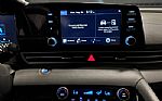 2021 Elantra Thumbnail 24