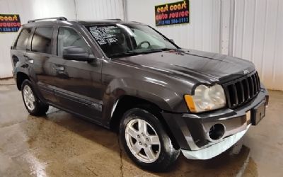 Photo of a 2006 Jeep Grand Cherokee Laredo for sale