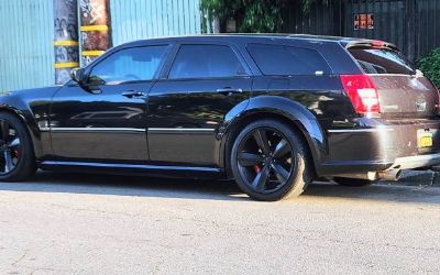 Photo of a 2006 Dodge Magnum SRT8 for sale