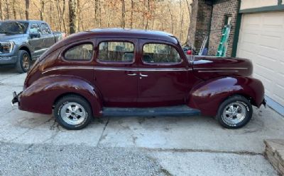1939 Ford Deluxe Sedan