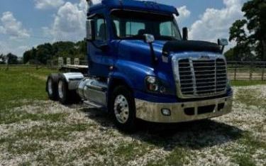 Photo of a 2017 Freightliner Cascadia 125 Day Cab for sale