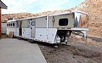 1997 3126 Cat Engine & 1998 4 horse hart QL trailer Thumbnail 2