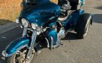 2020 Tri Glide Thumbnail 14
