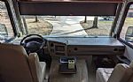 2016 Admiral 32H Thumbnail 11