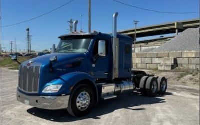 Photo of a 2019 Peterbilt 579 Sleeper Sleeper Trucks for sale