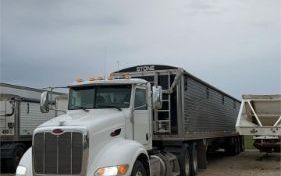 Photo of a 2011 Peterbilt 384 Day Cab Trucks for sale