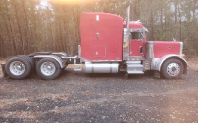 Photo of a 2001 Peterbilt 379 American Class Sleeper Trucks for sale