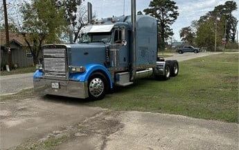 Photo of a 2006 Peterbilt 379exhd for sale