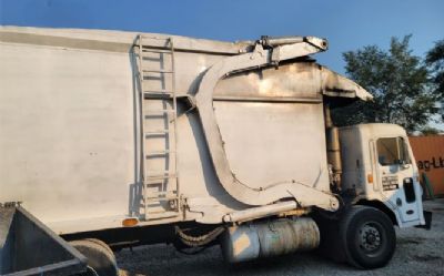 Photo of a 2006 Peterbilt 320 Garbage Truck for sale