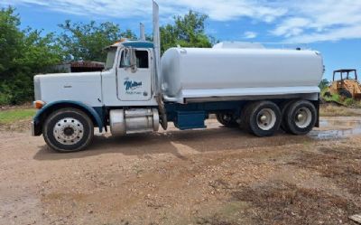 Photo of a 1999 Peterbilt 379 for sale