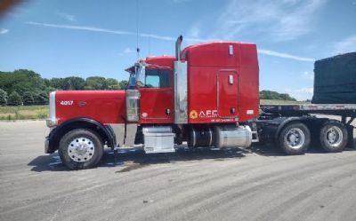 Photo of a 2013 Peterbilt 389 Sleeper Trucks for sale