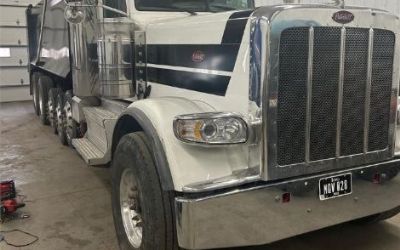 Photo of a 2018 Peterbilt 389 Dump Truck for sale
