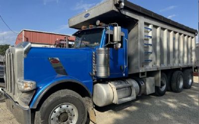 Photo of a 2019 Peterbilt 389 Dump Truck for sale
