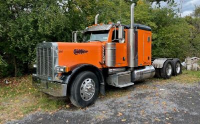 Photo of a 2007 Peterbilt 379 Exhd Sleeper Trucks for sale