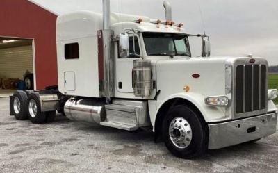 Photo of a 2022 Peterbilt 389 Sleeper Trucks for sale