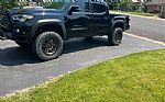 2022 Tacoma 4WD Thumbnail 2
