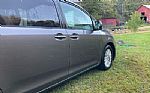 2015 Sienna Thumbnail 19
