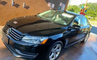 Photo of a 2012 Volkswagen Passat SE W/Sunroof for sale