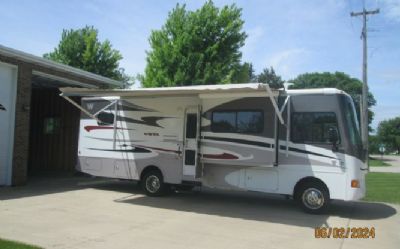 Photo of a 2013 Winnebago Vista 30T for sale