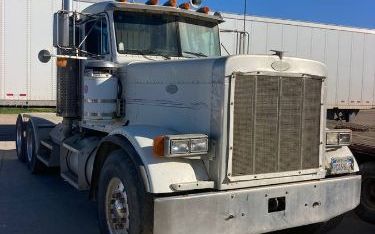 Photo of a 1994 Peterbilt 379 Day Cab Trucks for sale