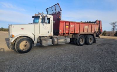 Photo of a 1993 Peterbilt 379 Manure Spreader for sale