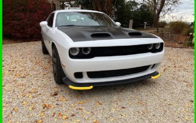Photo of a 2022 Dodge Challenger SRT Hellcat for sale