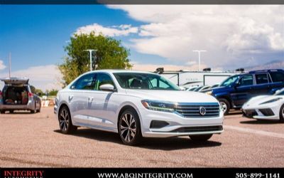 Photo of a 2022 Volkswagen Passat 2.0T SE Sedan for sale