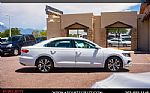 2022 Passat 2.0T SE Thumbnail 46