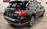 2017 Outback Thumbnail 3