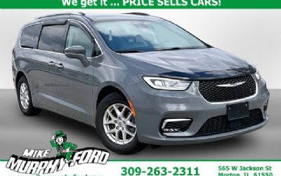 Photo of a 2021 Chrysler Pacifica Touring L for sale