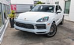 2022 Cayenne Thumbnail 3
