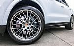 2022 Cayenne Thumbnail 4