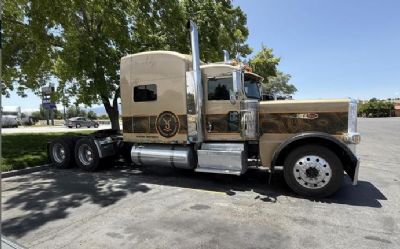 Photo of a 2012 Peterbilt 389 Conventional Sleeper Cab for sale