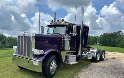 Photo of a 2019 Peterbilt 389 Conventional Sleeper Cab for sale