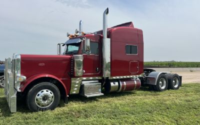 Photo of a 2020 Peterbilt 389 Sleeper Truck for sale