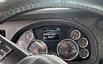 2021 W900 Day Cab Thumbnail 4