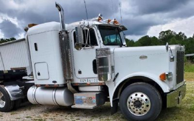 Photo of a 2000 Peterbilt 379 Sleeper Semi Truck for sale