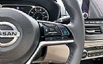 2022 Altima Thumbnail 23