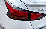 2022 Altima Thumbnail 28