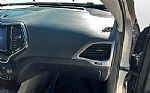 2019 Cherokee Thumbnail 21