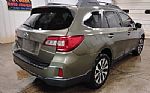 2015 Outback Thumbnail 3