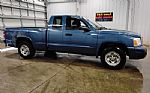 2006 Dakota Thumbnail 2