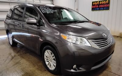 Photo of a 2015 Toyota Sienna XLE for sale
