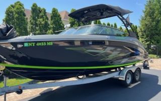 Photo of a 2021 Yamaha 255 XD Wake Series Jet Boat for sale