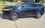2019 Highlander XLE Thumbnail 5
