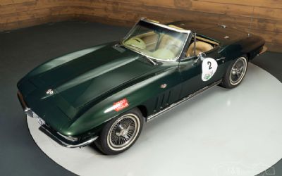 Photo of a 1965 Chevrolet Corvette C2 Stingray Cabriolet for sale