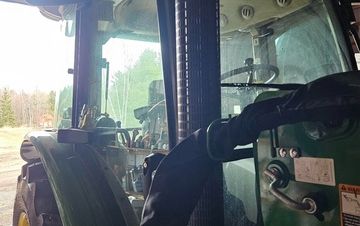 Photo of a 2023 John Deere 5075E for sale