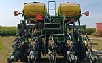 2004 1790 Planter Thumbnail 4