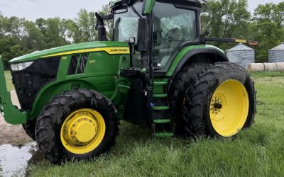 Photo of a 2022 John Deere 7R 230 With 700R Loader for sale