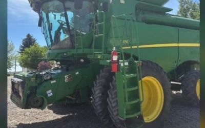 Photo of a 2012 John Deere S670 Combine for sale